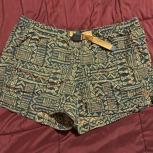 Llbean Women's Supplex Belted Shorts, coral/black Print